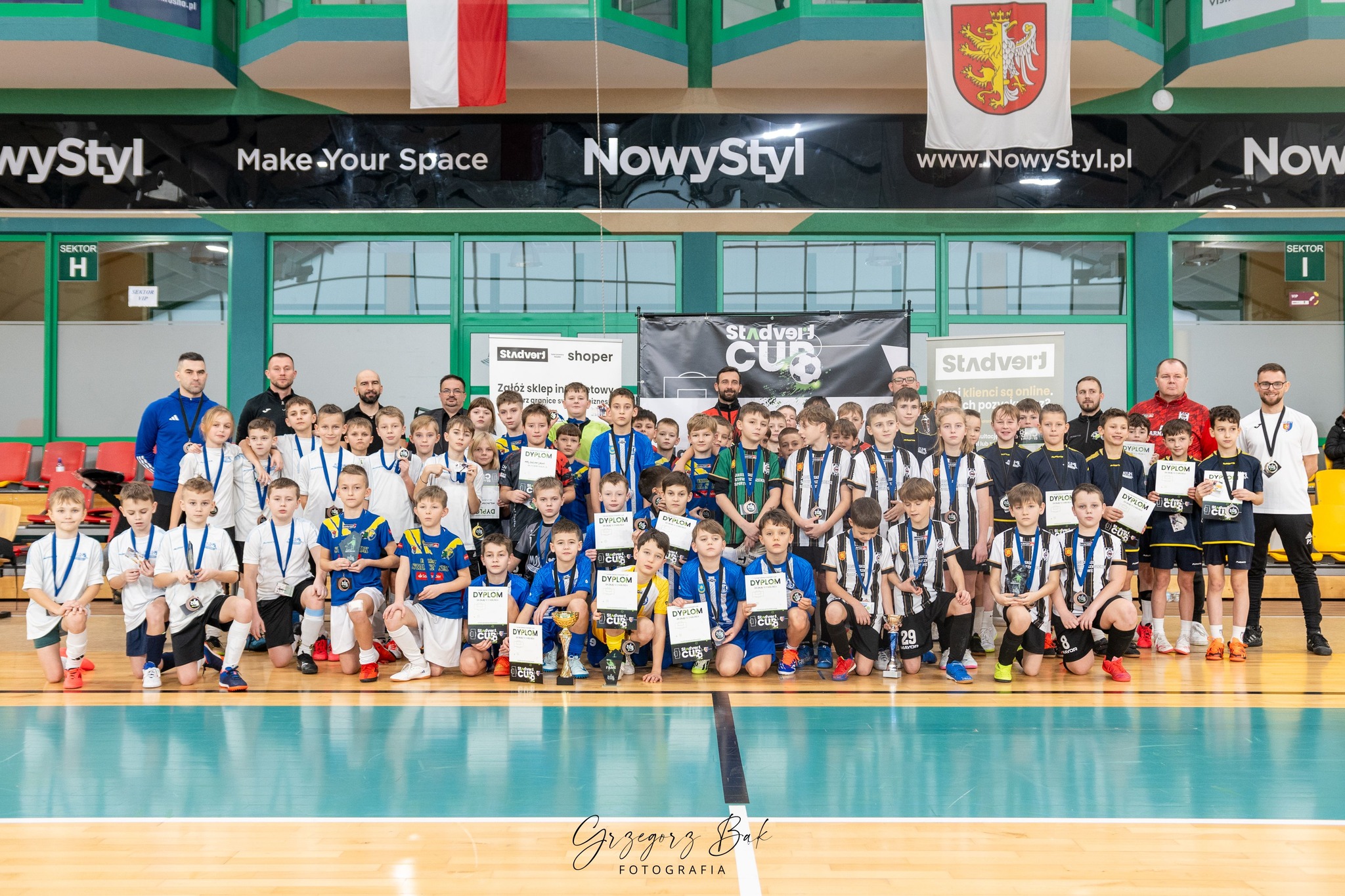 Młodsze pokolenie piłkarzy na STADVERT CUP 2025 – Krosno gościło najlepszych